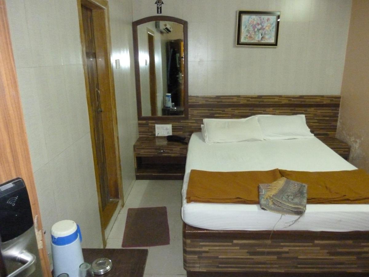 Hotel Orient Palace Mumbai Luaran gambar